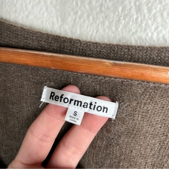 Reformation Giusta Oversized Cashmere Cardigan sweater brown small - Picture 9 of 10